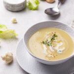curried cauliflower soup recipe, Image of a bowl of curried cauliflower soup